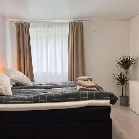 Tunnelmallinen Puutalohuoneisto. 아파트 투르쿠